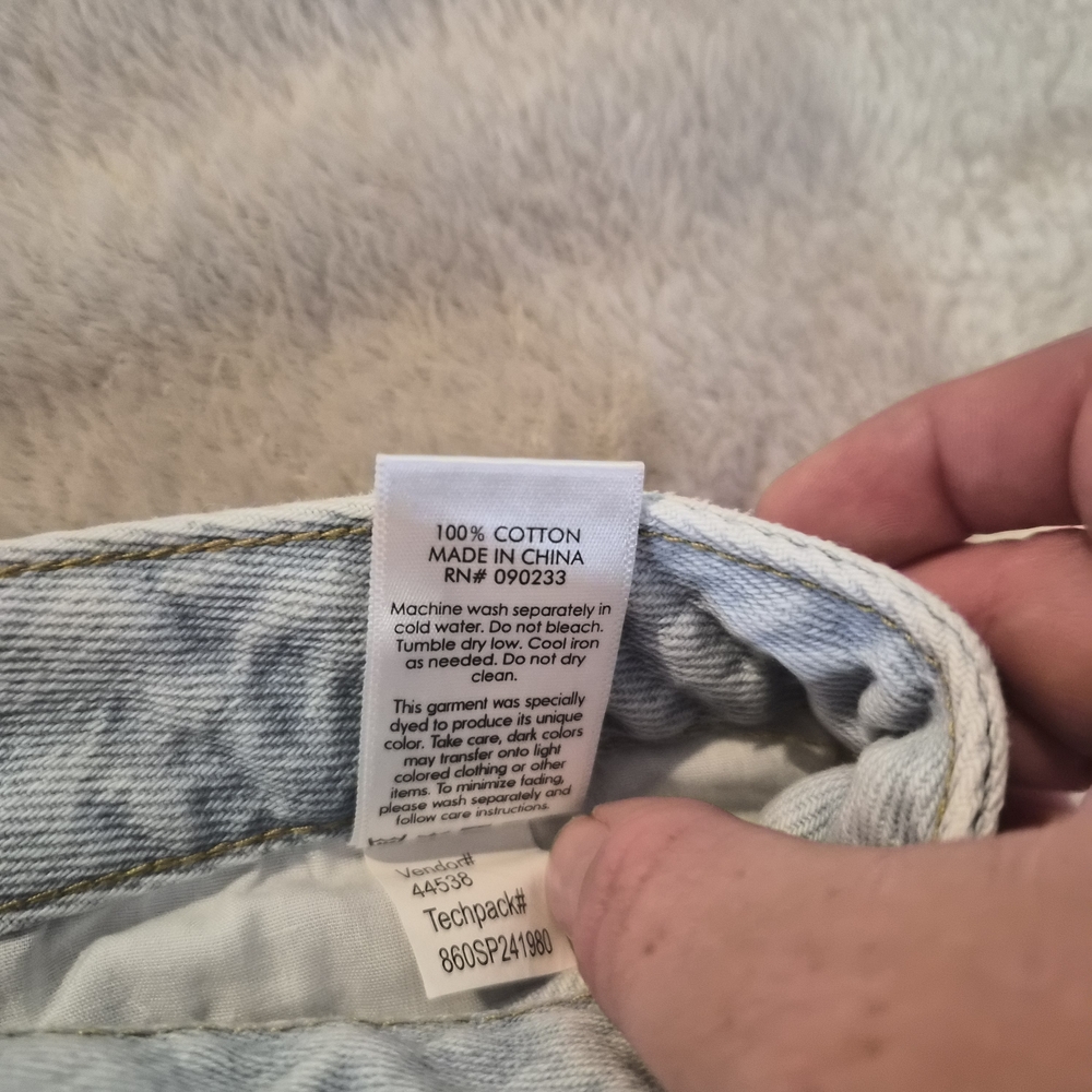 NWT PacSun 90s Boyfriend Light Blue Distressed Jeans Size 26 - Picture 14 of 14